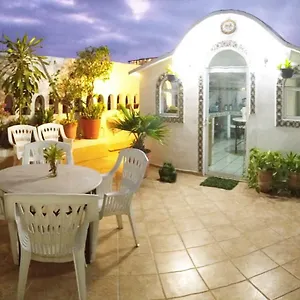 Alexandross Hostel Puerto Vallarta